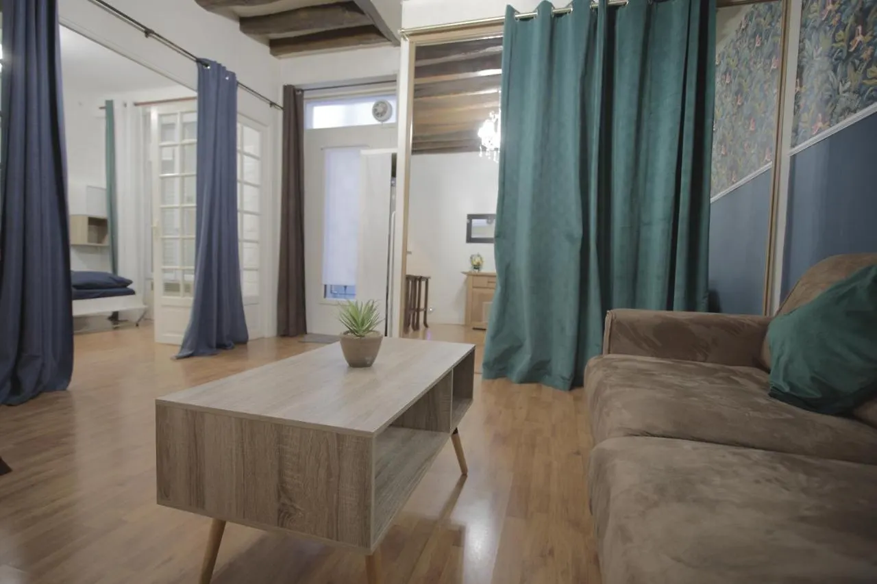 פריז Appartement Tour Eiffel Champs De Mars צרפת