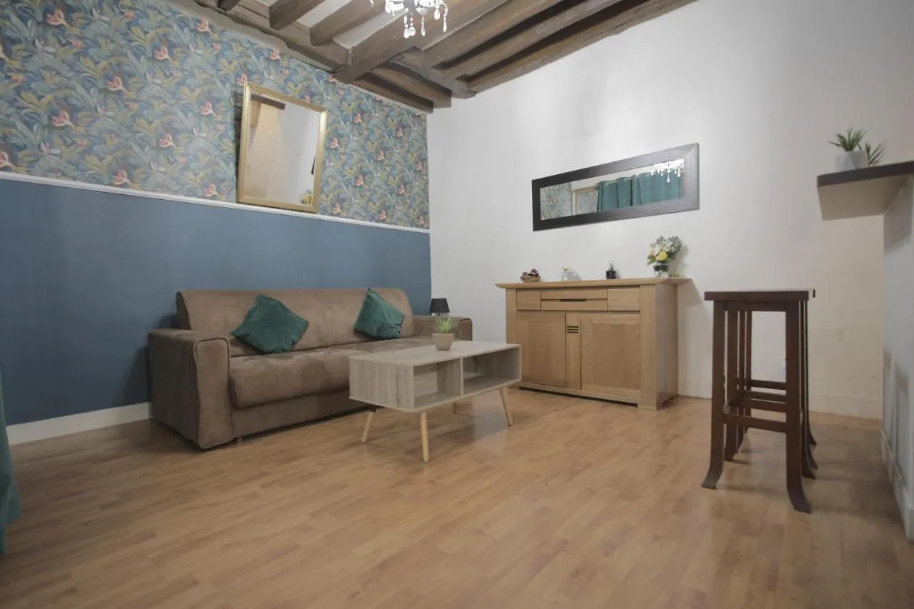 Appartement Tour Eiffel Champs De Mars Paris Apartment